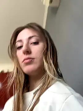 Sashailardi online show from 10.12.25