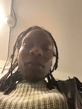 littyleesh1 online show from 11.20.25