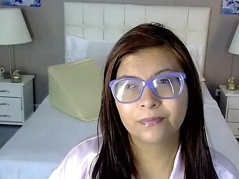 Snapshot of Amber_Rouge_ chatting on 09.14.25 Amber Rouge online show from 09.14.25
