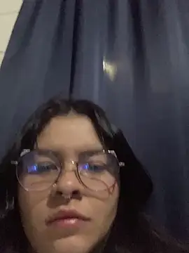 SweetKimi  online show from 10.04.25