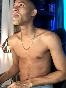 B Wild online show from 10.12.25