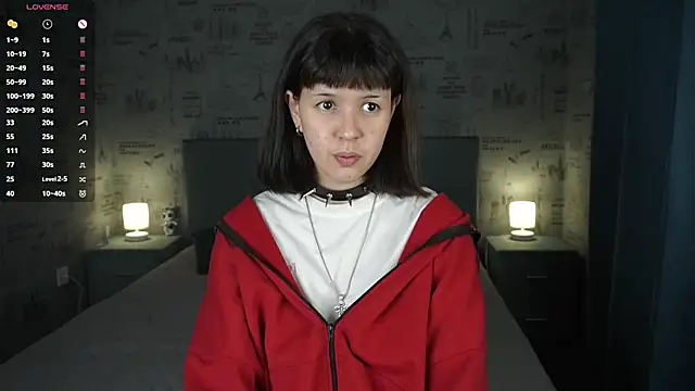 CrimsonLily online show from 09.14.25