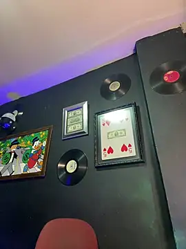 MASTER PIG FARMER online show from 03.27.26