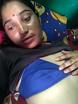 Snapshot of Hot_cupal chatting on 09.18.25 Hot cupal online show from 09.18.25