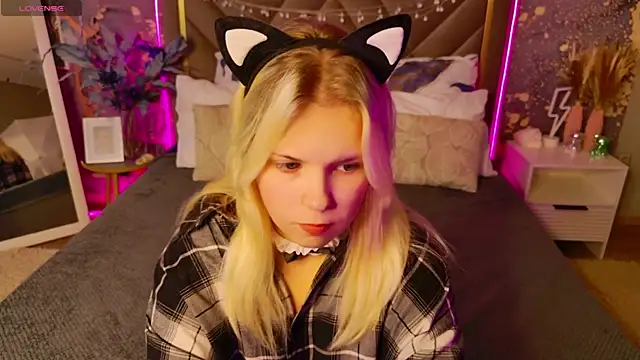 EmillyRogers online show from 10.06.25