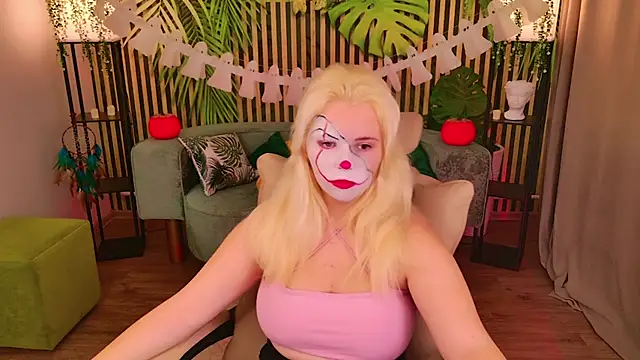 EmillyRogers online show from 10.31.25