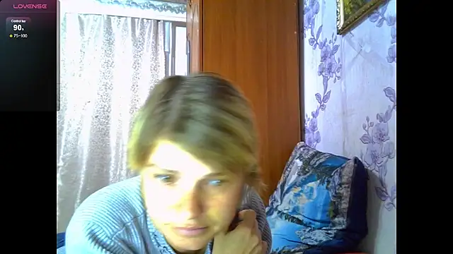 SaraSnow  online show from 10.16.25