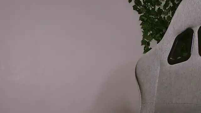 Yoka paradoXXX online show from 12.02.25