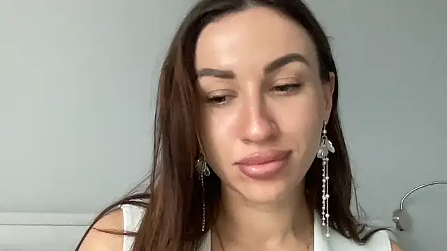 Ilayrisse online show from 11.10.25