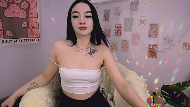 MonicaTess online show from 10.14.25
