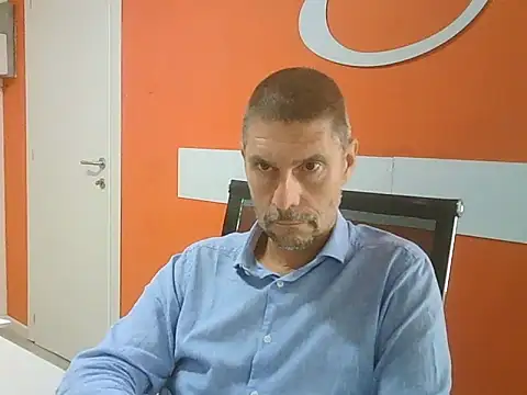 Snapshot of max79ve31 chatting on 09.25.25 max79ve31 online show from 09.25.25