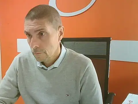 Snapshot of max79ve31 chatting on 10.20.25 max79ve31 online show from 10.20.25