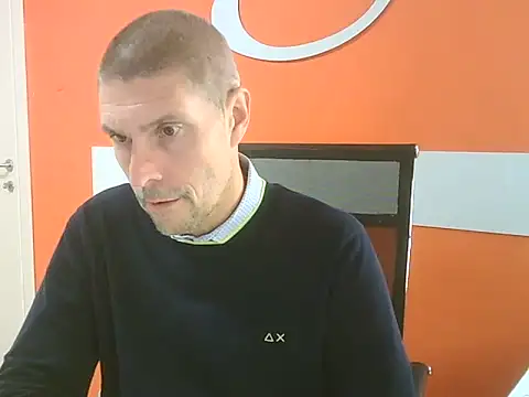 Snapshot of max79ve31 chatting on 10.22.25 max79ve31 online show from 10.22.25