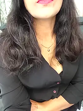 Snapshot of Marathi_rani2 chatting on 10.05.25 Marathi rani2 online show from 10.05.25