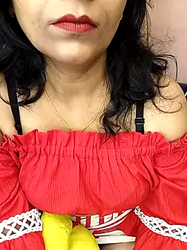 Snapshot of Marathi_rani2 chatting on 10.13.25 Marathi rani2 online show from 10.13.25