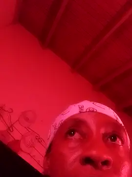 Snapshot of Irresistiblediva chatting on 09.19.25 Irresistiblediva online show from 09.19.25