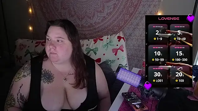 brookenicole3003 online show from 04.30.26
