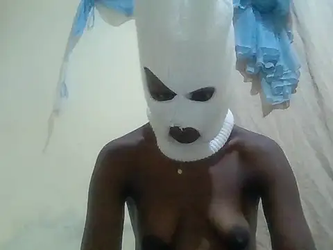 Snapshot of lelethutyesi chatting on 10.26.25 lelethutyesi online show from 10.26.25