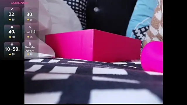 LunaLuxe1 online show from 02.02.26