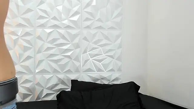 johan miller0 online show from 09.30.25