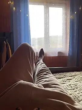 Klark  online show from 11.04.25