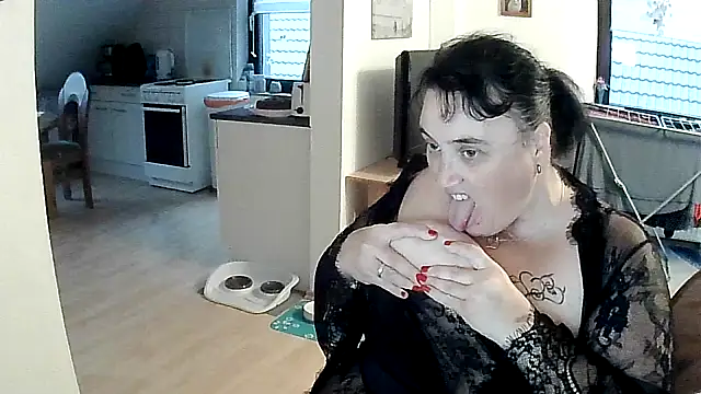 Minou1610 online show from 10.11.25