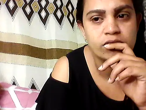IndianBarbie32 online show from 09.08.25
