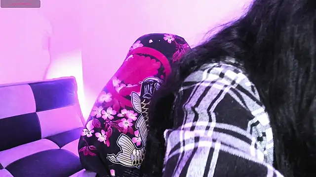 GwenHazel online show from 10.15.25