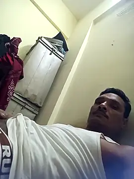 Snapshot of 8133vaibhavh chatting on 09.17.25 8133vaibhavh online show from 09.17.25