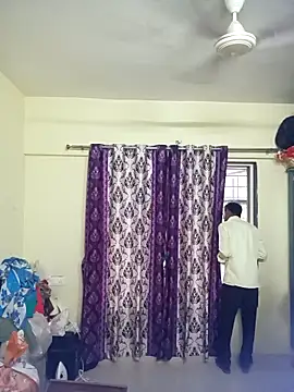 Snapshot of 8133vaibhavh chatting on 10.23.25 8133vaibhavh online show from 10.23.25