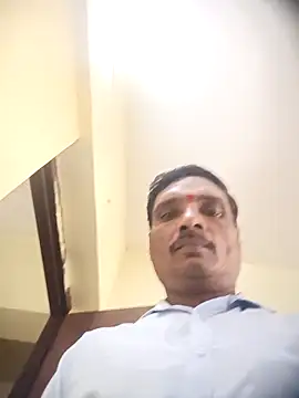 Snapshot of 8133vaibhavh chatting on 11.26.25 8133vaibhavh online show from 11.26.25