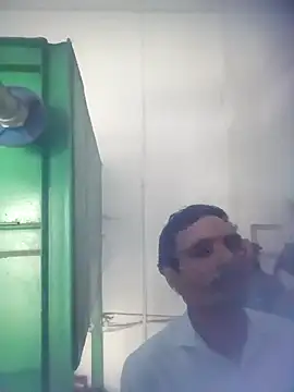 Snapshot of 8133vaibhavh chatting on 11.30.25 8133vaibhavh online show from 11.30.25