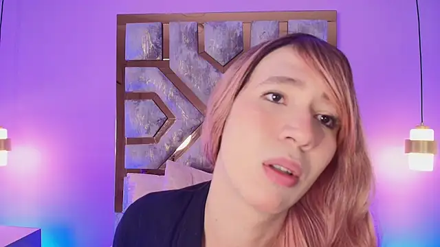 Snapshot of Electra_Gosselin chatting on 09.17.25 Electra Gosselin online show from 09.17.25