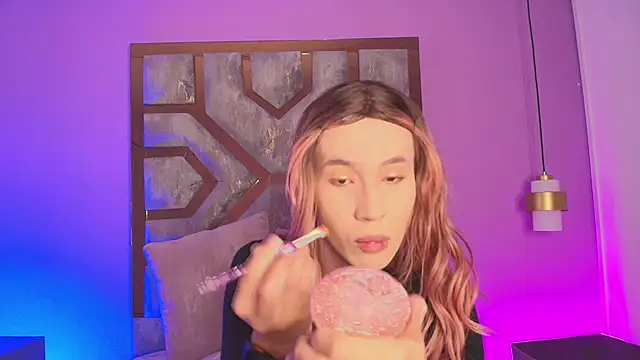 Snapshot of Electra_Gosselin chatting on 10.02.25 Electra Gosselin online show from 10.02.25