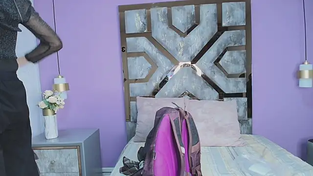 Snapshot of Electra_Gosselin chatting on 10.06.25 Electra Gosselin online show from 10.06.25