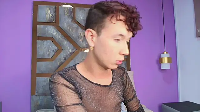 Snapshot of Electra_Gosselin chatting on 10.09.25 Electra Gosselin online show from 10.09.25