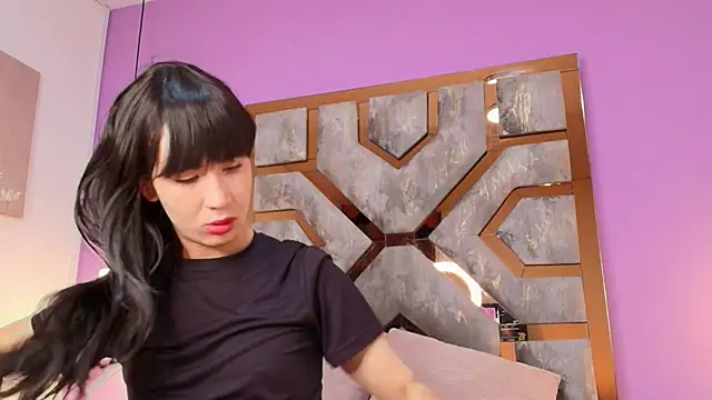 Snapshot of Electra_Gosselin chatting on 10.22.25 Electra Gosselin online show from 10.22.25