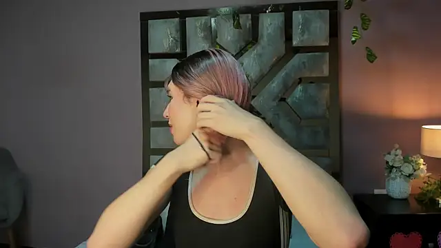 Snapshot of Electra_Gosselin chatting on 07.17.26 Electra Gosselin online show from 07.17.26