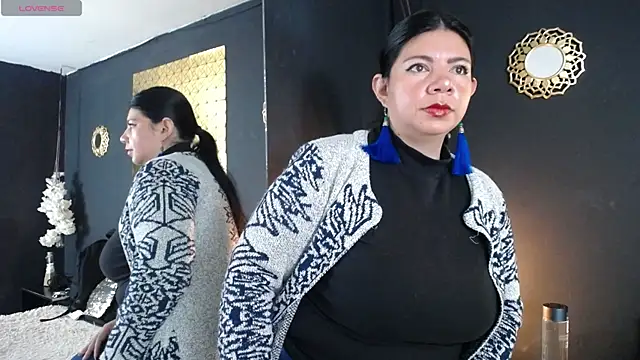 kinky momm online show from 10.10.25