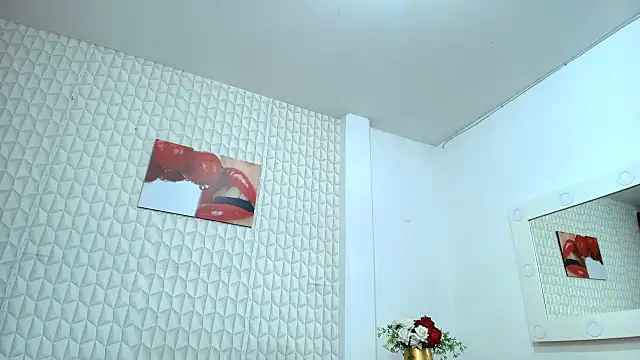 Snapshot of GhanimaBrooks chatting on 10.02.25 GhanimaBrooks online show from 10.02.25