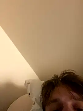 Snapshot of friendswhofuck chatting on 09.16.25 friendswhofuck online show from 09.16.25