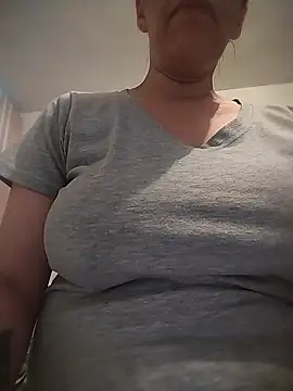 Shantey Laurent online show from 04.14.26