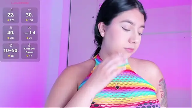 Snapshot of BrianaTaylorr chatting on 10.24.25 BrianaTaylorr online show from 10.24.25