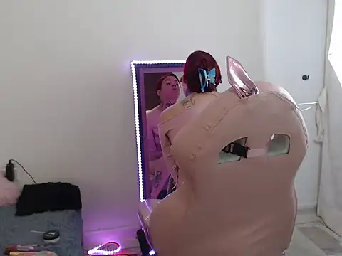 Maddy Vicius19 online show from 09.21.25