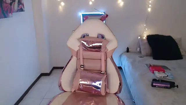 Maddy Vicius19 online show from 02.19.26