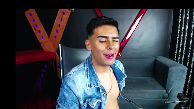 Matthewlodge online show from 10.30.25