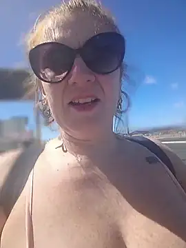 nakedgarbageperson online show from 05.18.26