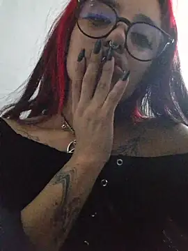 Snapshot of carolinerue chatting on 07.16.26 carolinerue online show from 07.16.26