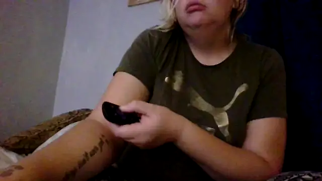 Snapshot of Gabbygade chatting on 09.15.25 Gabbygade online show from 09.15.25