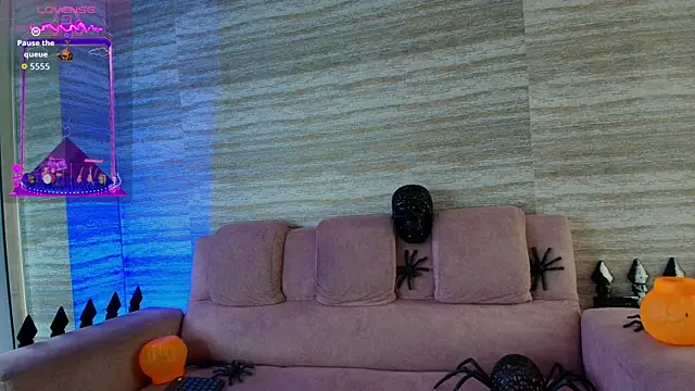 Snapshot of Teffy_Cute_ chatting on 10.20.25 Teffy Cute  online show from 10.20.25